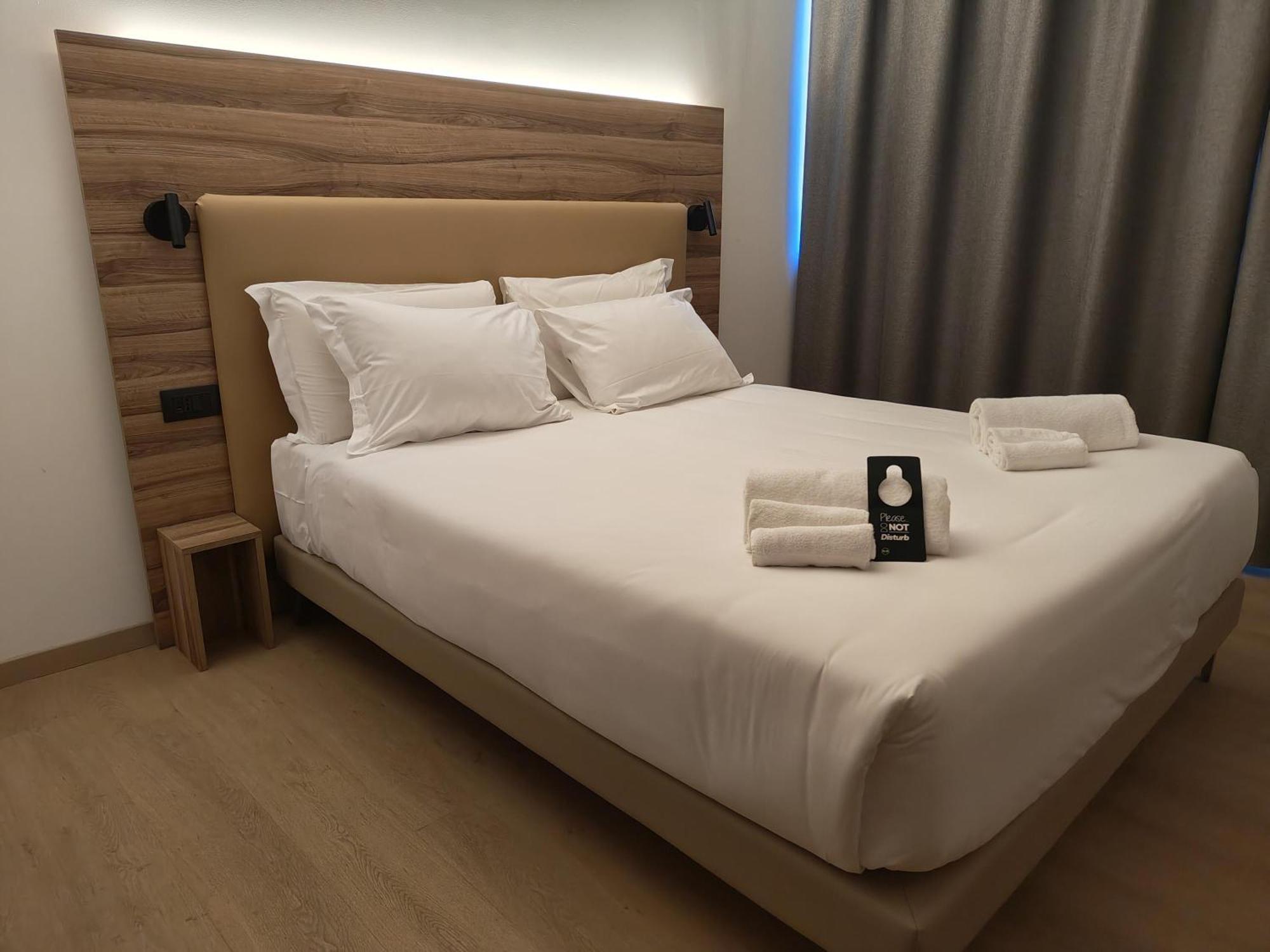 B&B Hotel Prato City Center מראה חיצוני תמונה